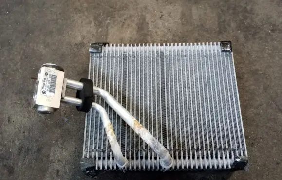 Porsche Cayenne (92A) Air conditioning (A/C) radiator (interior) 7P0819031 7P0820101