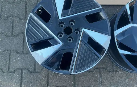 Hyundai Ioniq 5 R19 alloy rim 52910-G1630