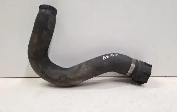 Audi A6 S6 C6 4F Engine coolant pipe/hose