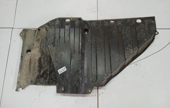 Honda FR-V Engine splash shield/under tray