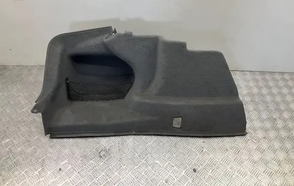 Trunk/boot lower side trim panel