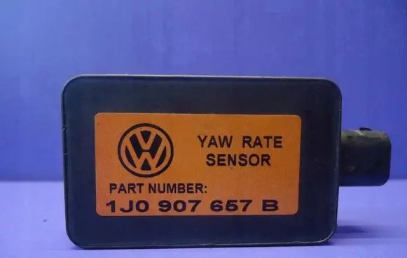 Volkswagen New Beetle ESP acceleration yaw rate sensor 1J0907657B