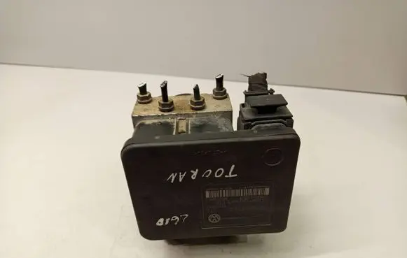 Volkswagen Touran I ABS Pump 1K0907379Q