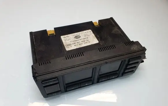 Audi A4 S4 B5 8D Climate control unit 8L0820043D 5HB00760804