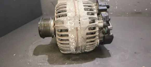 Volkswagen Golf VI Generator/alternator 06F903023F 0124525091 0304525091