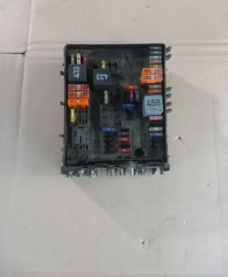 Seat Altea Fuse module 1K0937124H