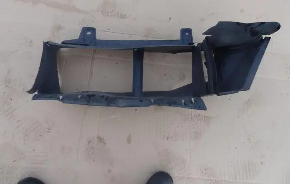 Ford Focus Radiator trim BM51-8314-CC