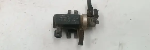 Audi A4 S4 B5 8D Turbo solenoid valve 1H0906627 72190320 96T239
