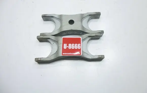 Volkswagen PASSAT B7 Fuel Injector clamp holder 03L216A