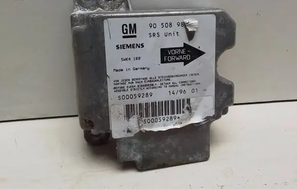 Opel Vectra B Airbag control unit/module 90508980