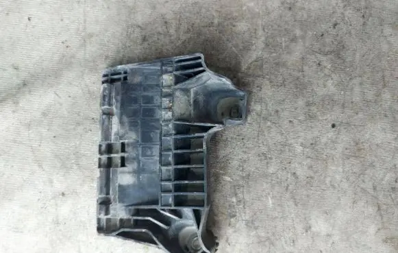 Ford S-MAX Other engine bay part 6G9110663A D2L4A