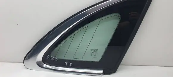 Jaguar F-Pace Rear side window