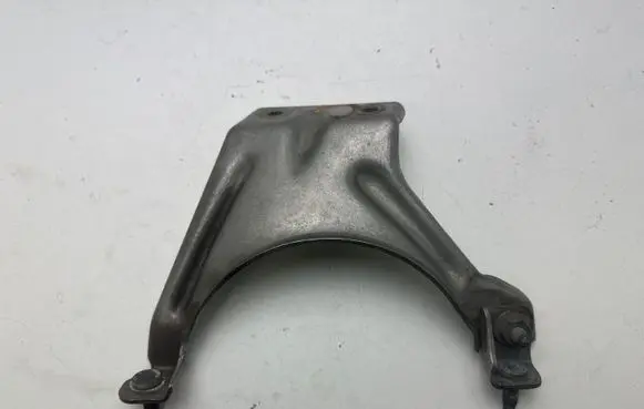 Audi A3 S3 8V Muffler mount bracket/holder 5Q0253461