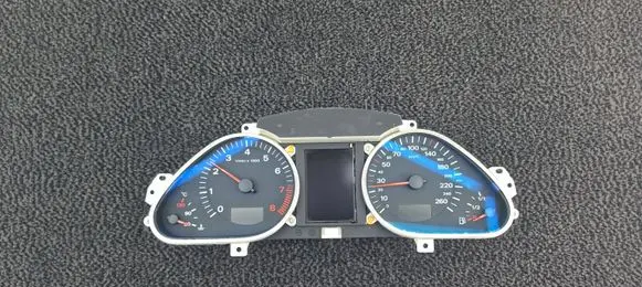 Audi A6 S6 C6 4F Speedometer (instrument cluster) 4F0920900L 4F0920900A 5550007301