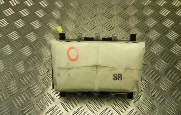Toyota RAV 4 (XA30) Passenger airbag 470107H24A M2235