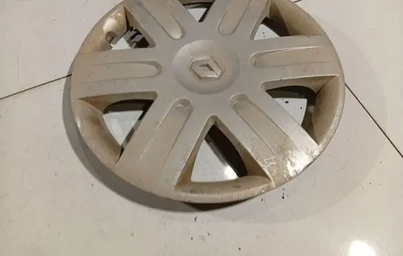 Renault Scenic II - Grand scenic II R15 wheel hub/cap/trim