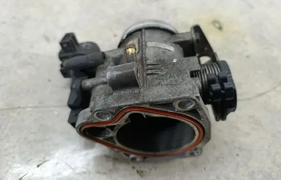 BMW 3 E46 Throttle body valve 1432059