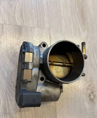 Audi A4 S4 B5 8D Throttle valve 0280750030