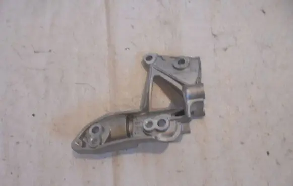 Ford Focus Other engine part FIFQ10K018B1