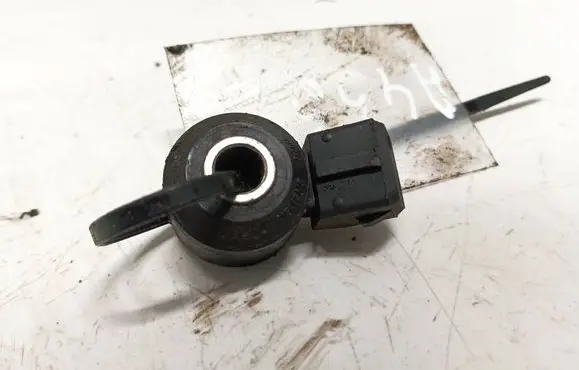 Opel Zafira B Detonation knock sensor 55353316