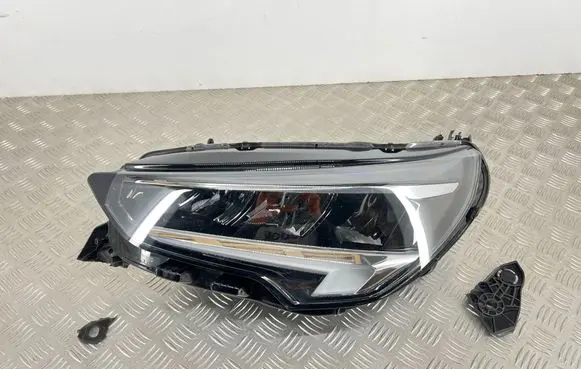 Opel Corsa F Headlight/headlamp 39162653 354261827 1T2016090192087