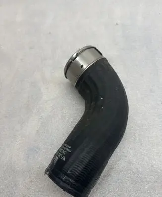Volvo S90, V90 Intercooler hose/pipe 31657743