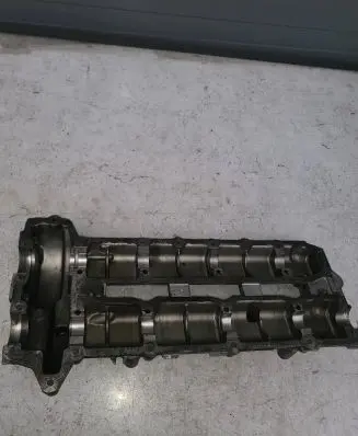 Jeep Grand Cherokee (WK) Rocker cam cover A6420101230