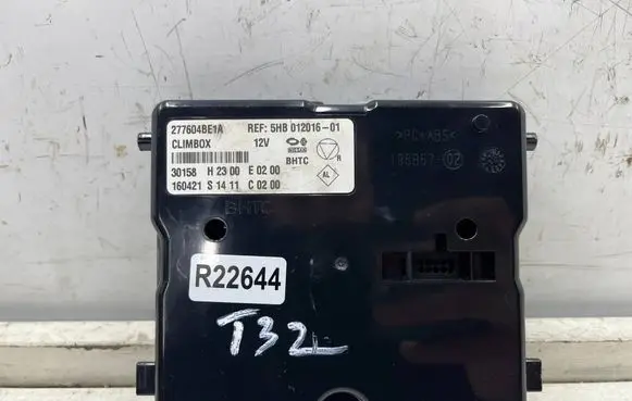 Nissan Rogue Air conditioner control unit module 277604be1a
