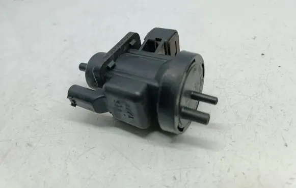 Mercedes-Benz A W168 Valve vacuum A0005450427 0005450427 A0005450527