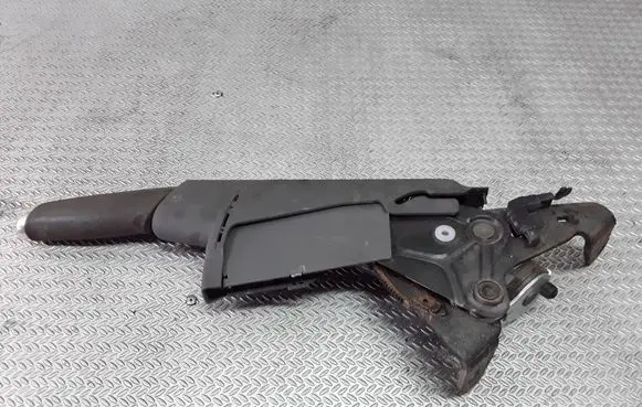 Handbrake/parking brake lever assembly
