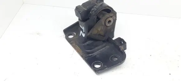Toyota Avensis T270 Engine mount bracket 92185