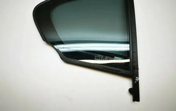 BMW 5 F10 F11 Rear vent window glass 7182026 43R001582 51357182026