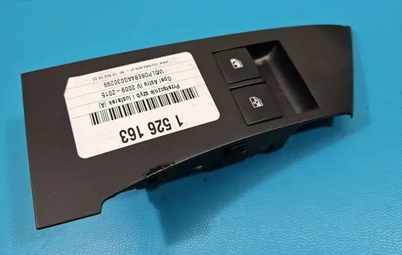 Opel Astra J Electric window control switch 13305978 IMPRK1526163