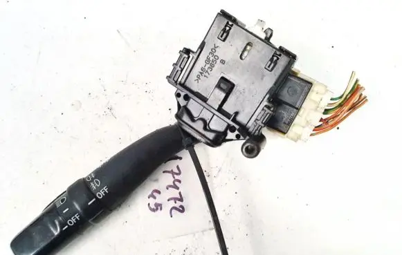 Toyota Avensis T250 Indicator stalk 173650