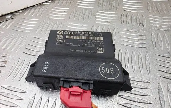 Audi A5 Sportback 8TA Gateway control module 8T0907468R