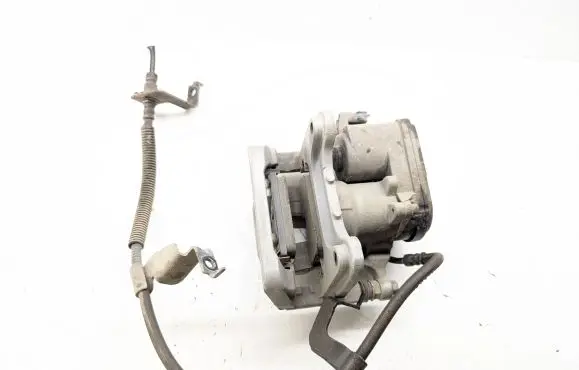Chevrolet Tahoe Rear brake caliper