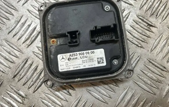 Mercedes-Benz GLC X253 C253 Headlight ballast module Xenon A2539050900