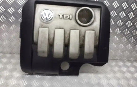 Volkswagen Touran I Engine cover (trim) 03G103925AN
