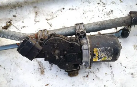 Renault Megane III Wiper motor w000000279 9259072