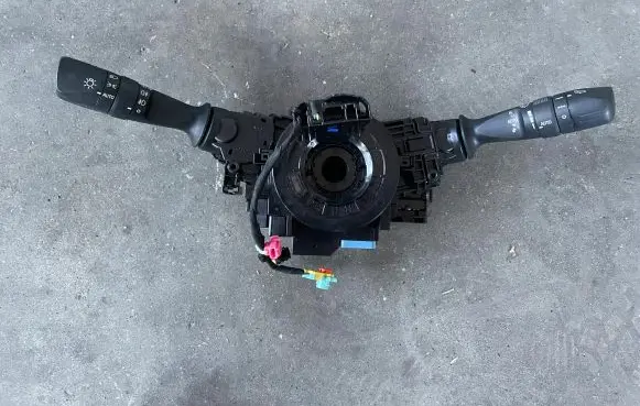 Toyota C-HR I Wiper turn signal indicator stalk/switch 89245-F4010