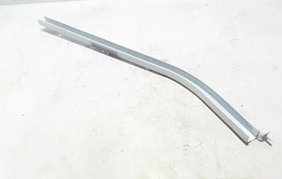 Dacia Dokker Sliding door middle roller runner 777900579R