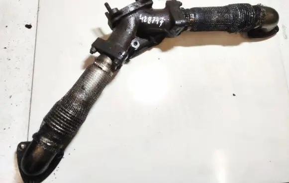 Audi A4 S4 B5 8D Exhaust manifold 059131799B