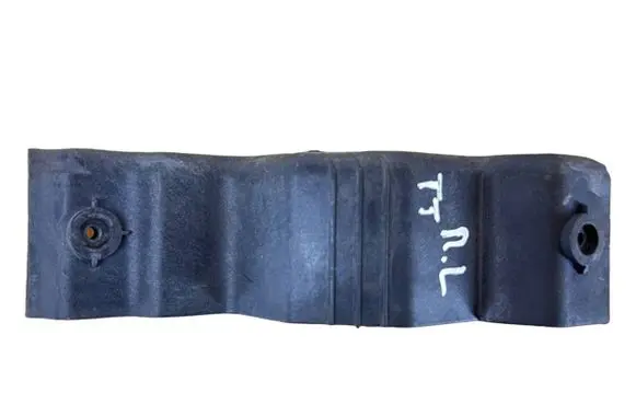 Audi TT Mk1 Front bumper mounting bracket 8N0807183A
