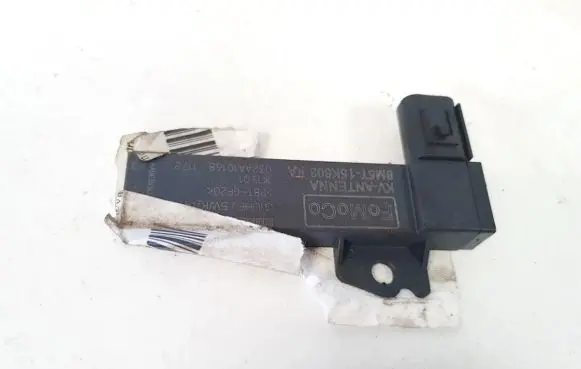 Antenna control unit