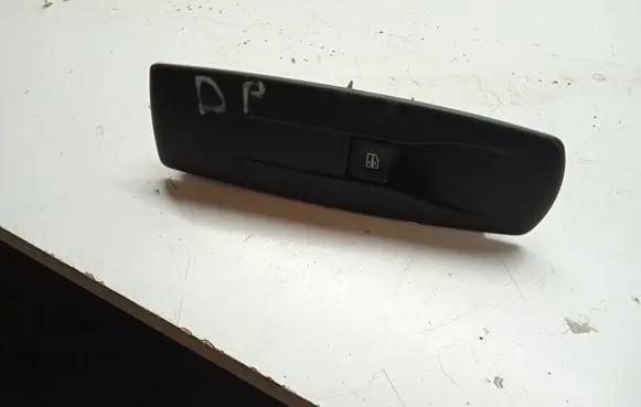 Renault Megane III Electric window control switch 10808600004R