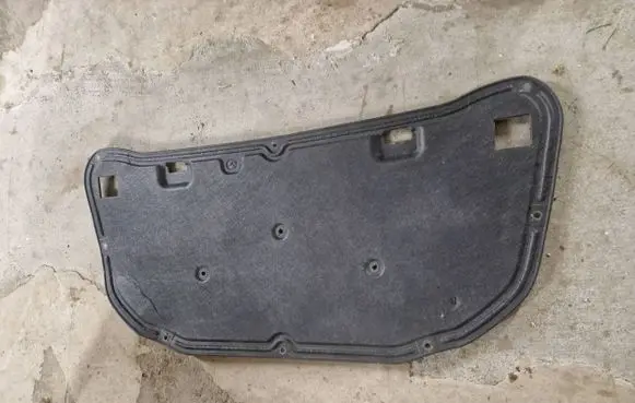Mazda 6 Engine bonnet/hood sound/heat insulation 