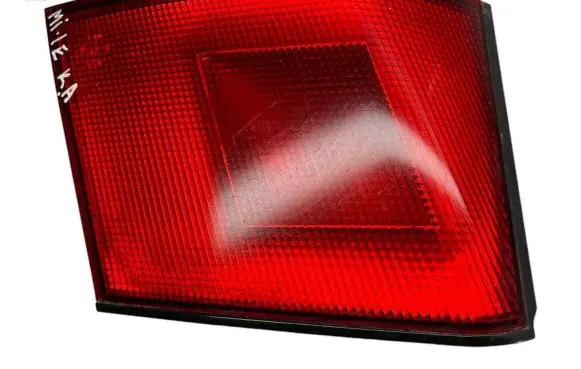 Mitsubishi Carisma Tailgate rear/tail lights MB952169 29200103