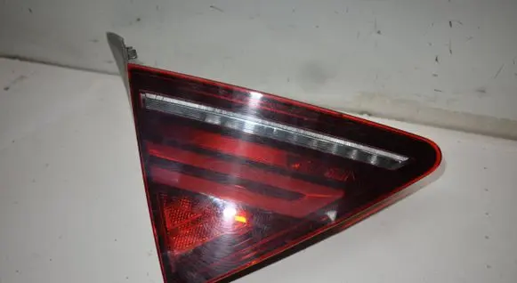 Audi A7 S7 4G Tailgate rear/tail lights 4G8945093K