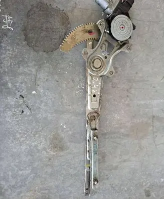 Mitsubishi Space Star Front door window regulator with motor 5713A379 7278 409020