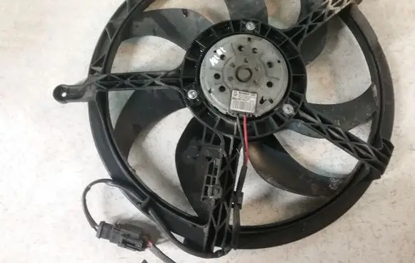 Mini One - Cooper Coupe R56 Electric radiator cooling fan 0130303019 M5377002